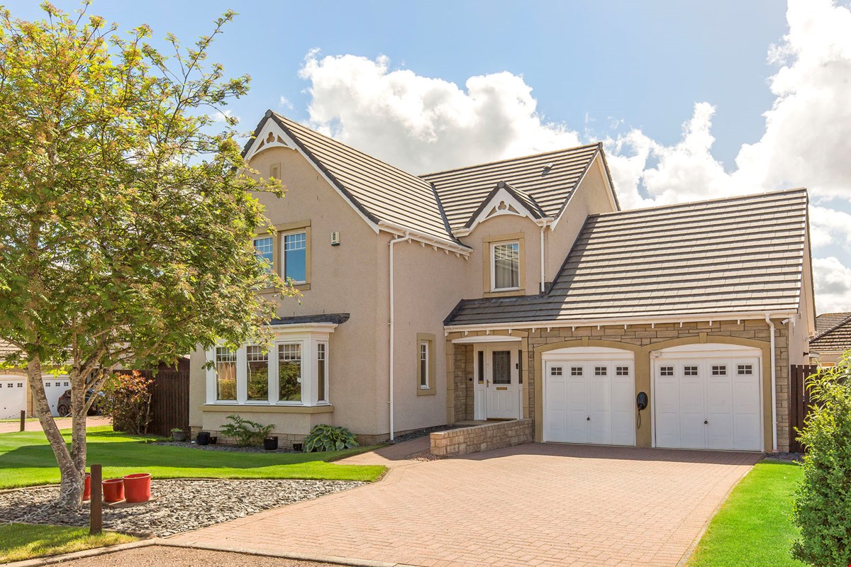 4 Bed Detached Villa in Inchture, Perth Offers Over £349,000 | 7 ...