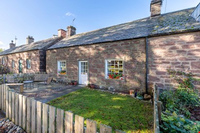 11 North Green, The Green, Spittalfield PH1 4JT