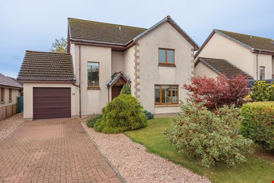 14 WILLOW PLACE, BLAIRGOWRIE, BLAIRGOWRIE PH10 6UY